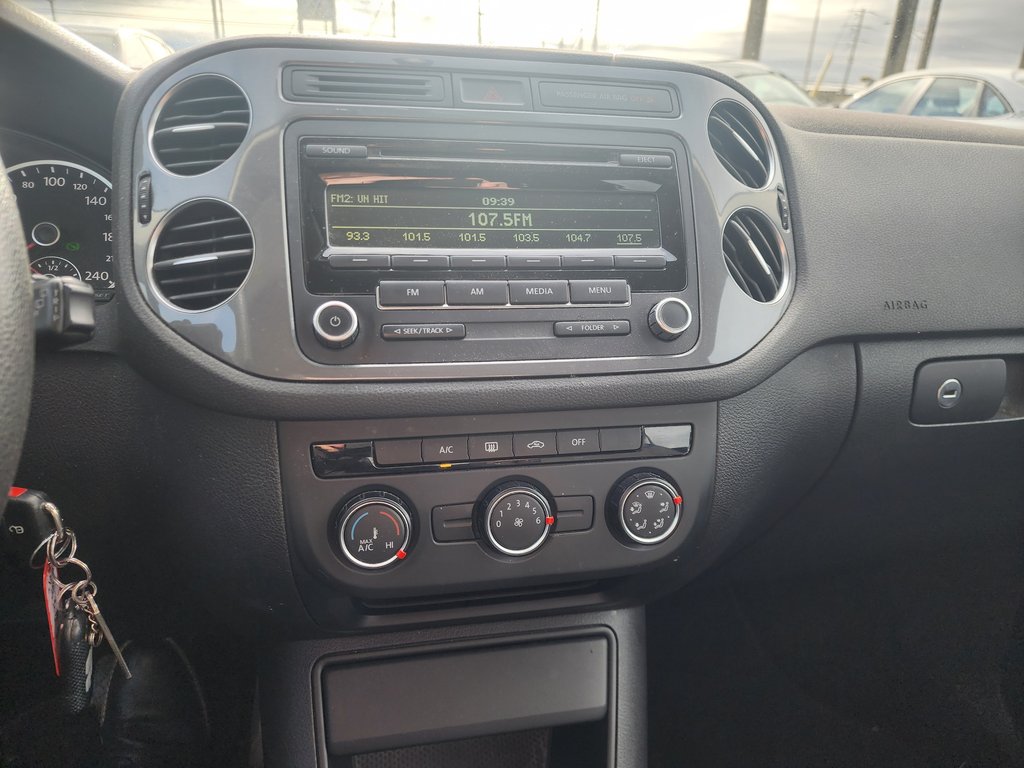 Volkswagen Tiguan 2WD 4dr Auto Trendline 2015 à Saint-Georges, Québec - 10 - w1024h768px