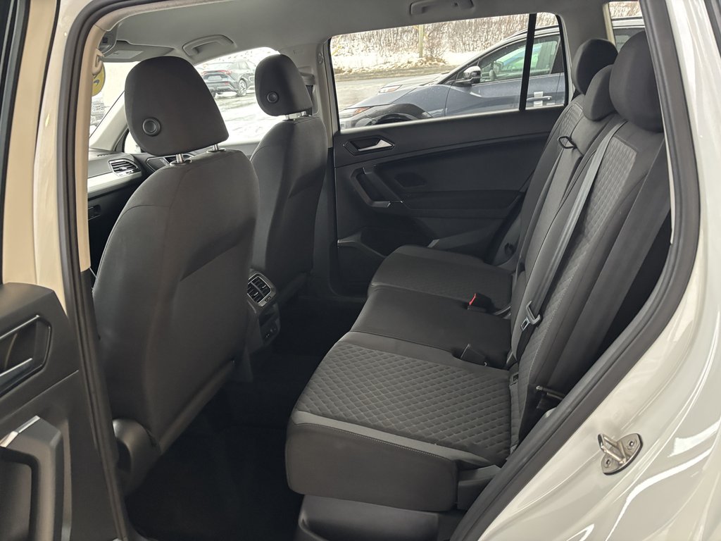 Volkswagen Tiguan Trendline 4MOTION 2018 à Saint-Georges, Québec - 22 - w1024h768px