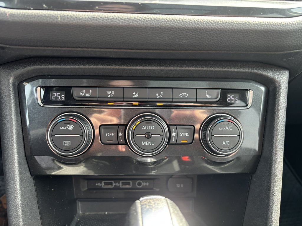 2018 Volkswagen Tiguan Highline 4MOTION in Saint-Georges, Quebec - 16 - w1024h768px