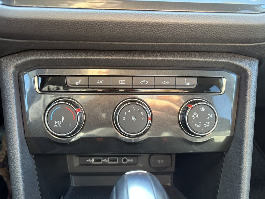 2018 Volkswagen Tiguan Trendline 4MOTION in Saint-Georges, Quebec - 13 - w1024h768px