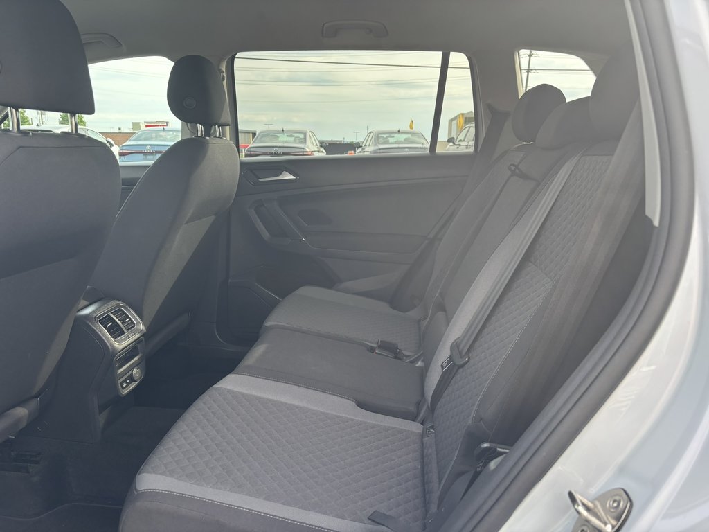 Volkswagen Tiguan Trendline 4MOTION 2018 à Saint-Georges, Québec - 8 - w1024h768px