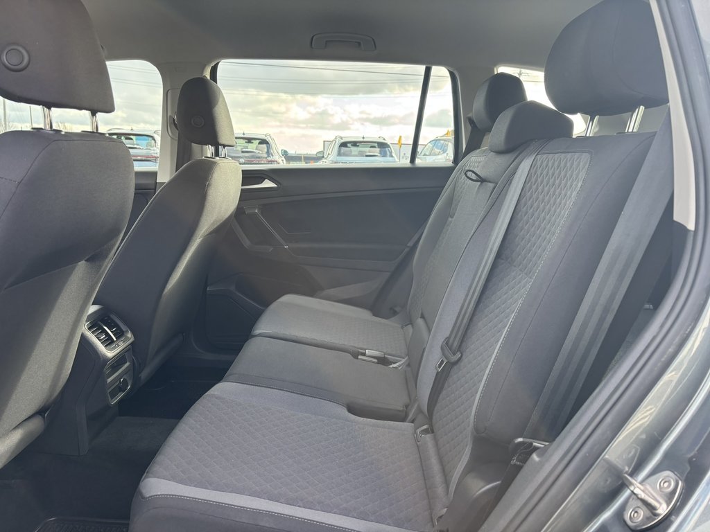 2020 Volkswagen Tiguan Trendline 4MOTION in Saint-Georges, Quebec - 8 - w1024h768px
