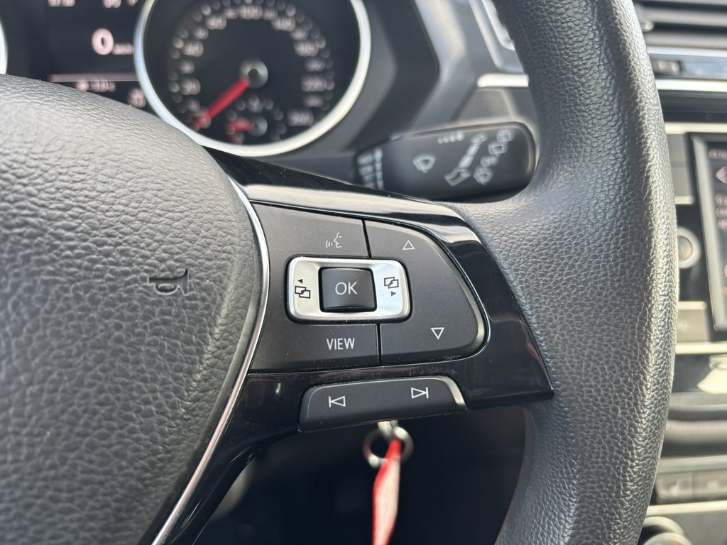 2020 Volkswagen Tiguan Trendline 4MOTION in Saint-Georges, Quebec - 13 - w1024h768px