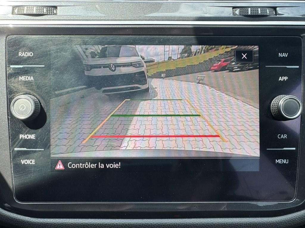 Volkswagen Tiguan Highline 4MOTION 2021 à Saint-Georges, Québec - 12 - w1024h768px