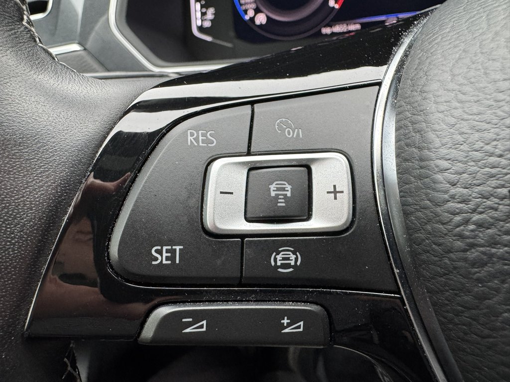 Volkswagen Tiguan Highline R-Line 4MOTION 2021 à Saint-Georges, Québec - 15 - w1024h768px