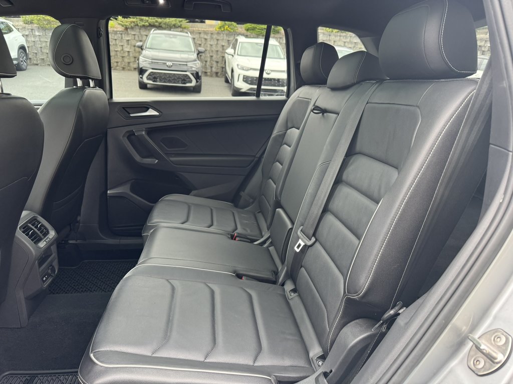 Volkswagen Tiguan Highline R-Line 4MOTION 2021 à Saint-Georges, Québec - 9 - w1024h768px