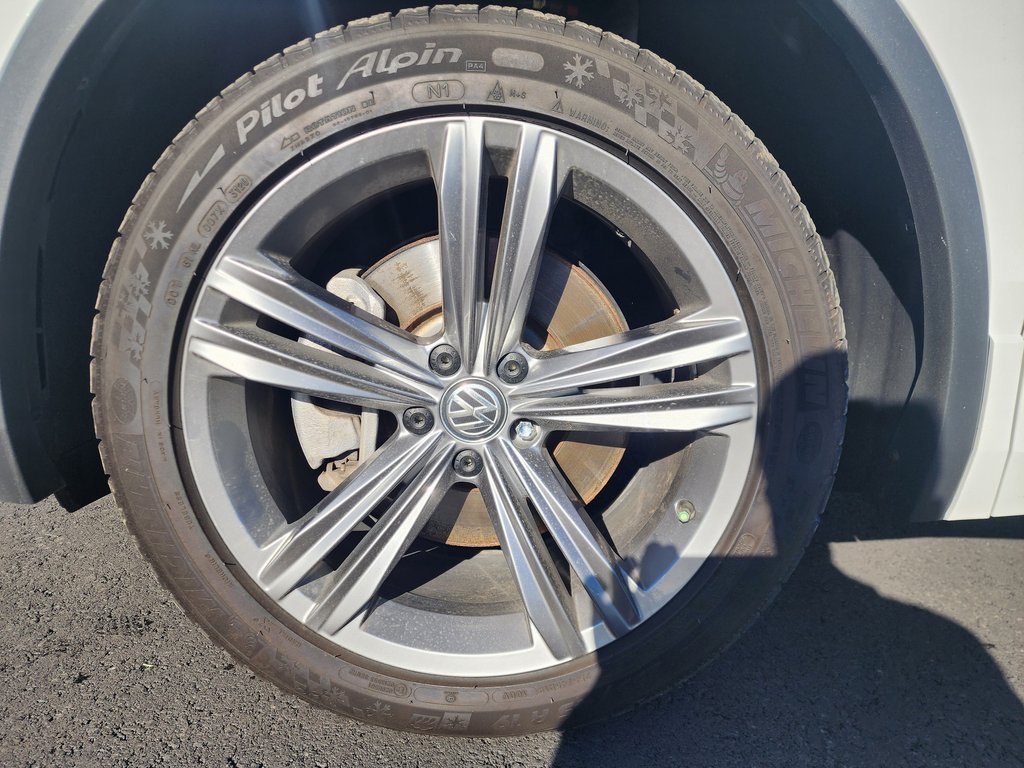 Volkswagen Tiguan Highline R-Line 4MOTION 2021 à Saint-Georges, Québec - 9 - w1024h768px