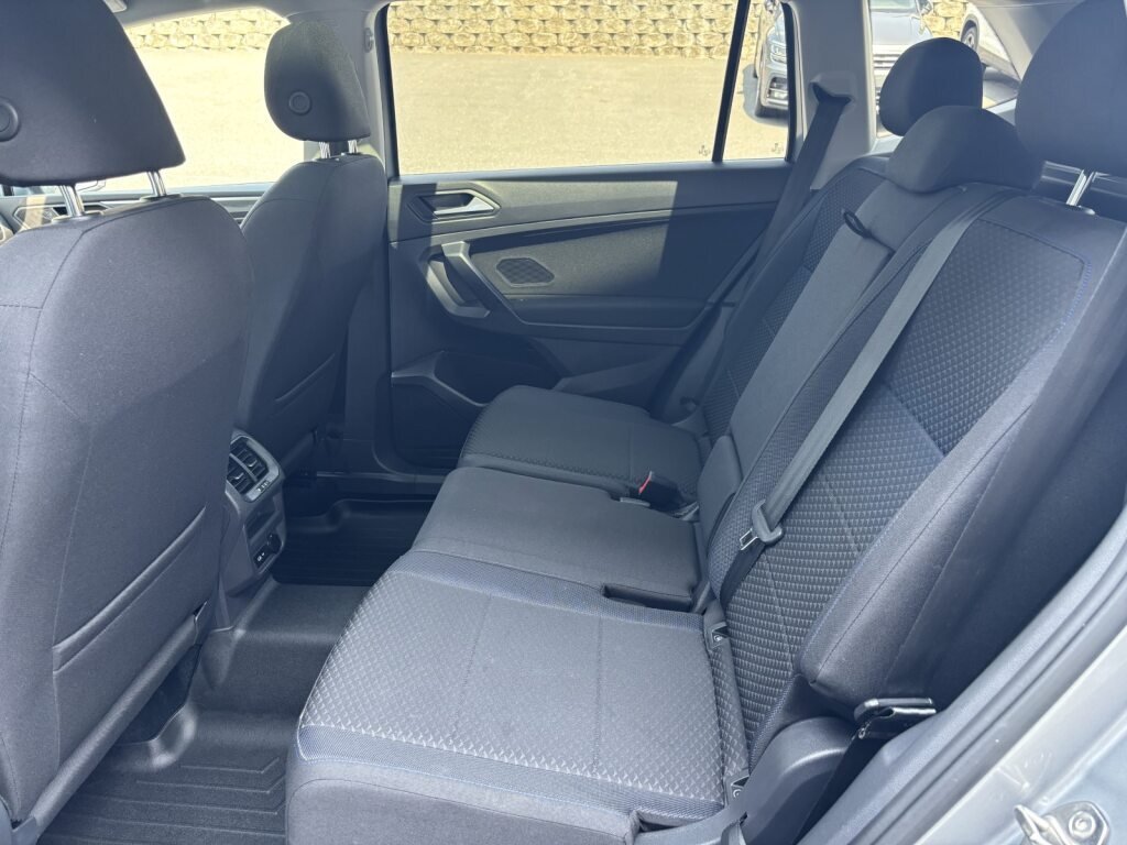 Volkswagen Tiguan United 4MOTION 2021 à Saint-Georges, Québec - 21 - w1024h768px