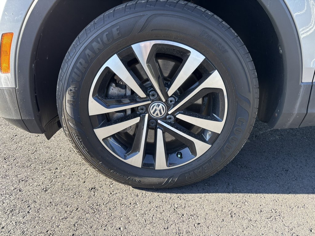 Volkswagen Tiguan United 4MOTION 2021 à Saint-Georges, Québec - 9 - w1024h768px