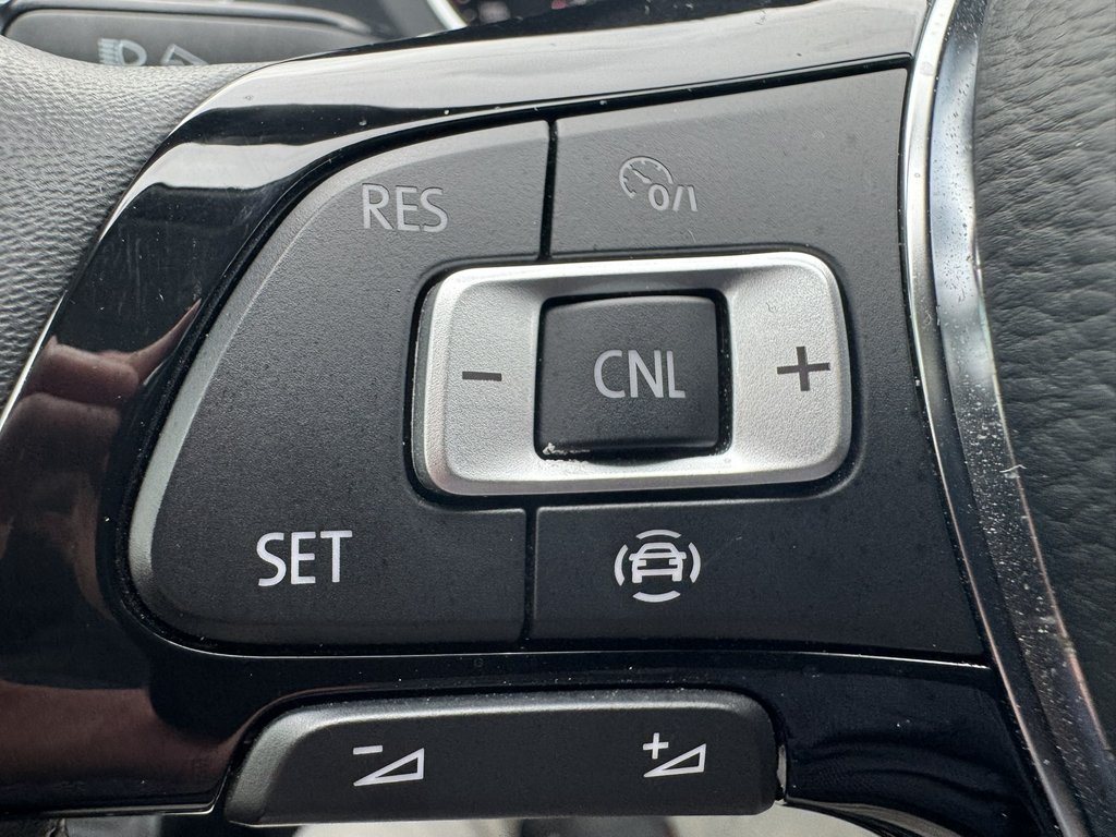 Volkswagen Tiguan Comfortline 4MOTION/Toit Panoramique 2021 à Saint-Georges, Québec - 17 - w1024h768px