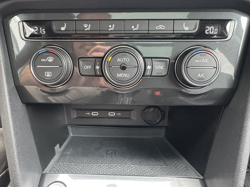 Volkswagen Tiguan Comfortline 4MOTION/Toit Panoramique 2021 à Saint-Georges, Québec - 15 - w1024h768px