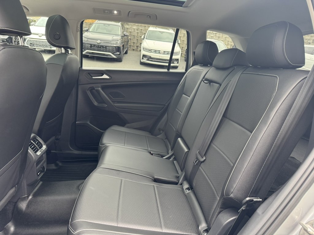 Volkswagen Tiguan Comfortline 4MOTION/Toit Panoramique 2021 à Saint-Georges, Québec - 9 - w1024h768px