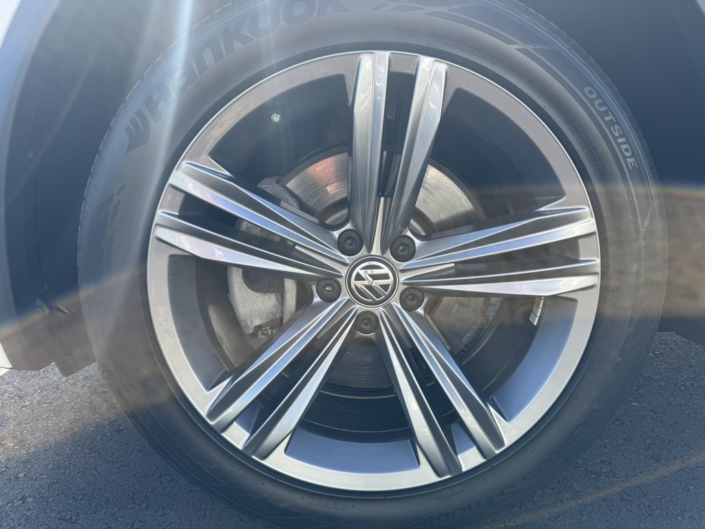 2021 Volkswagen Tiguan Highline R-Line 4MOTION in Saint-Georges, Quebec - 21 - w1024h768px
