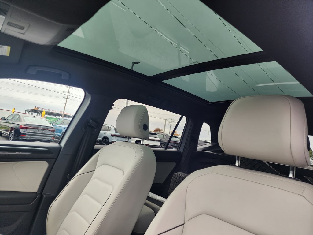 2021 Volkswagen Tiguan Highline 4MOTION in Saint-Georges, Quebec - 9 - w1024h768px