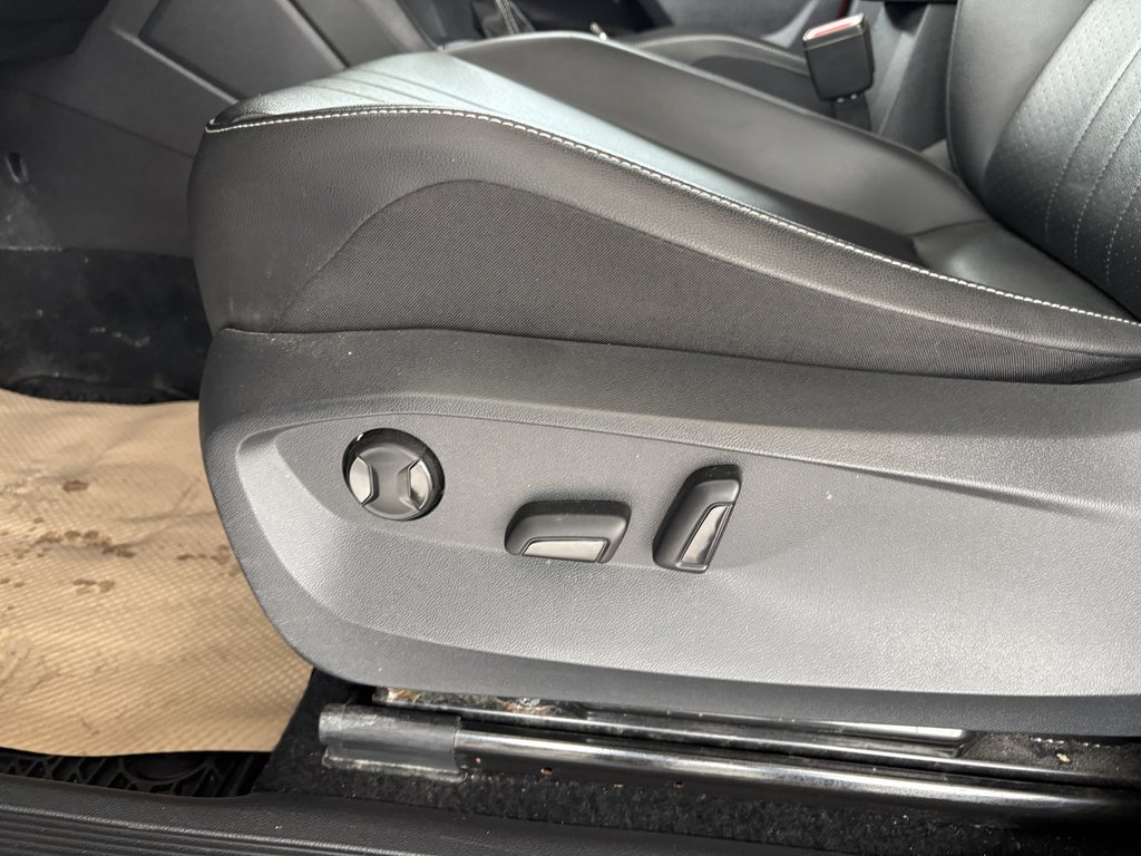 2022 Volkswagen Tiguan Comfortline 4MOTION in Saint-Georges, Quebec - 15 - w1024h768px