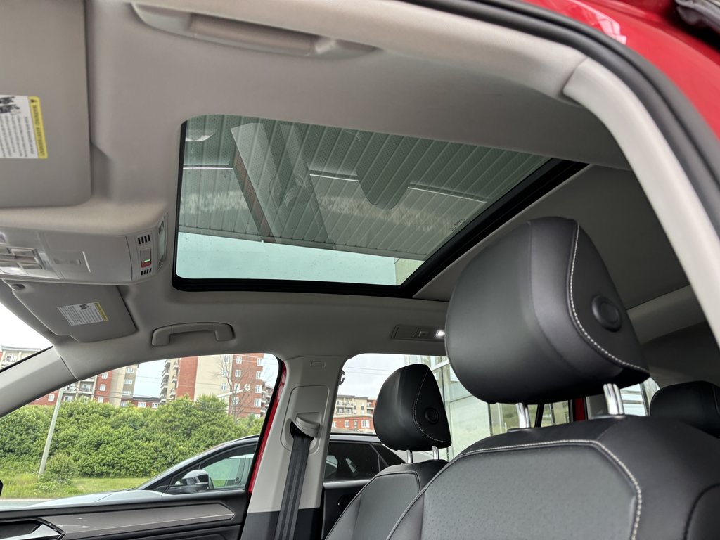 2022 Volkswagen Tiguan Comfortline 4MOTION in Saint-Georges, Quebec - 16 - w1024h768px