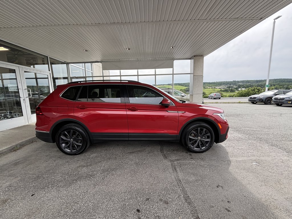 2022 Volkswagen Tiguan Comfortline 4MOTION in Saint-Georges, Quebec - 2 - w1024h768px