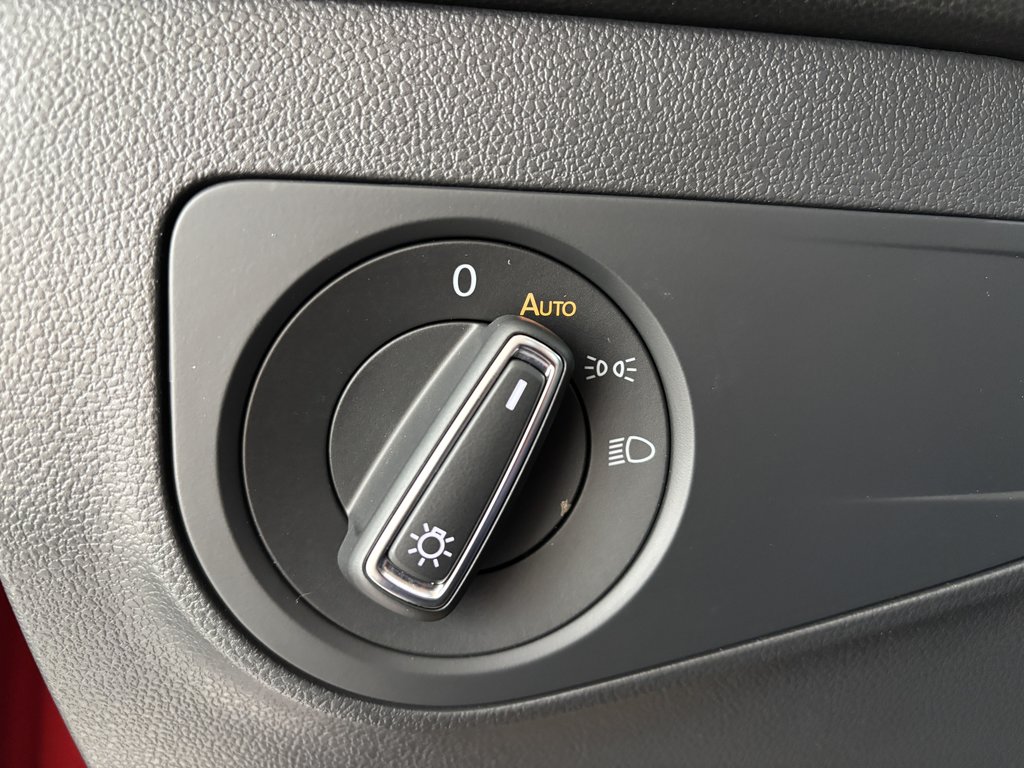 2022 Volkswagen Tiguan Comfortline 4MOTION in Saint-Georges, Quebec - 13 - w1024h768px