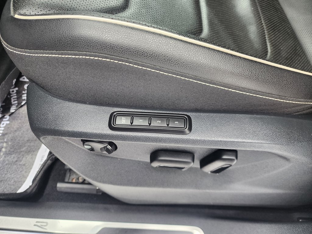 Volkswagen Tiguan Highline R-Line 4MOTION 2022 à Saint-Georges, Québec - 12 - w1024h768px