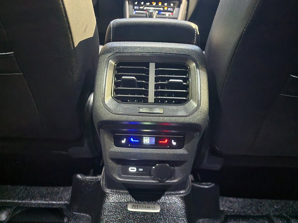 Volkswagen Tiguan Highline R-Line 4MOTION 2022 à Saint-Georges, Québec - 13 - w1024h768px