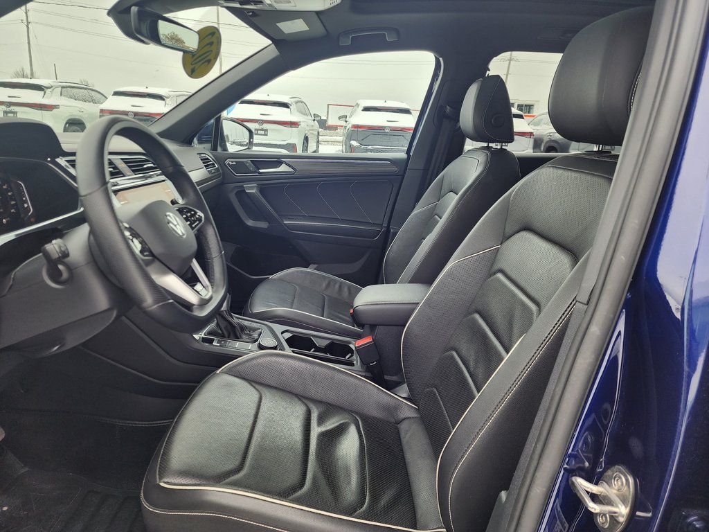 Volkswagen Tiguan Highline R-Line 4MOTION 2022 à Saint-Georges, Québec - 8 - w1024h768px