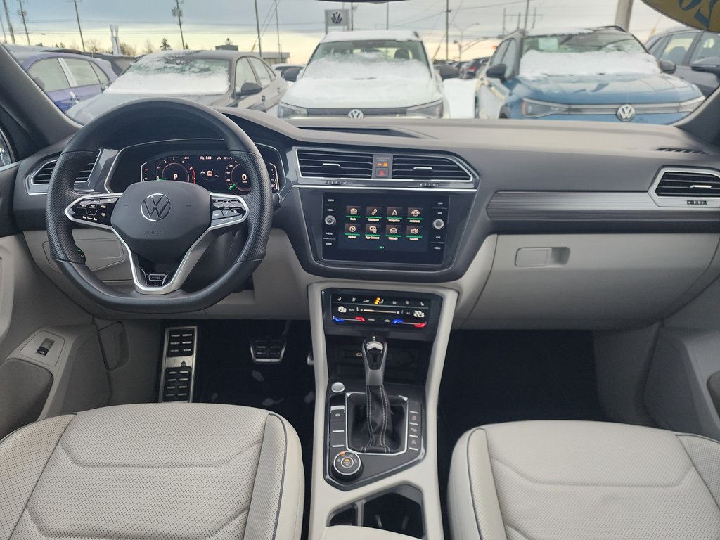 Volkswagen Tiguan Highline R-Line 4MOTION 2022 à Saint-Georges, Québec - 11 - w1024h768px