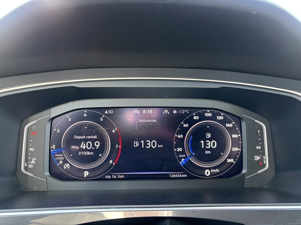 2022 Volkswagen Tiguan Comfortline 4MOTION in Saint-Georges, Quebec - 13 - w1024h768px