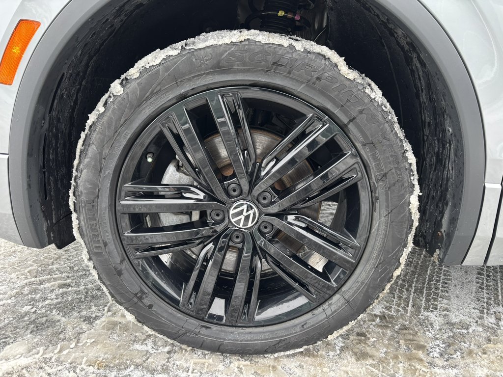 Volkswagen Tiguan Comfortline R-Line Black Edition 4MOTION 2022 à Saint-Georges, Québec - 10 - w1024h768px