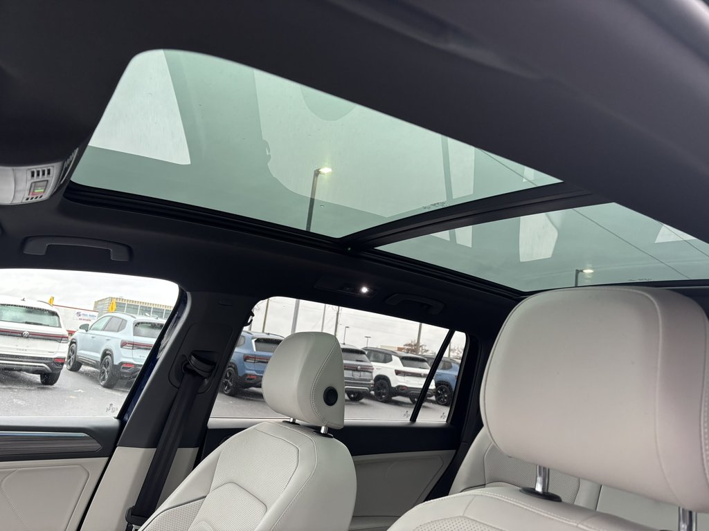 Volkswagen Tiguan Highline R-Line 4MOTION 2022 à Saint-Georges, Québec - 13 - w1024h768px