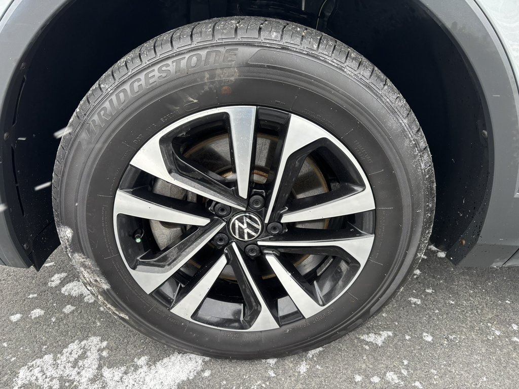 Volkswagen Tiguan Trendline 4MOTION 2022 à Saint-Georges, Québec - 9 - w1024h768px
