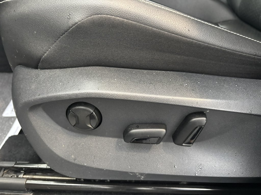 Volkswagen Tiguan Comfortline 4MOTION 2022 à Saint-Georges, Québec - 14 - w1024h768px