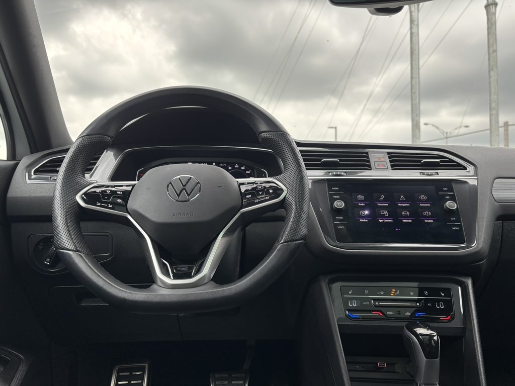 2022 Volkswagen Tiguan Highline R-Line 4MOTION in Saint-Georges, Quebec - 13 - w1024h768px