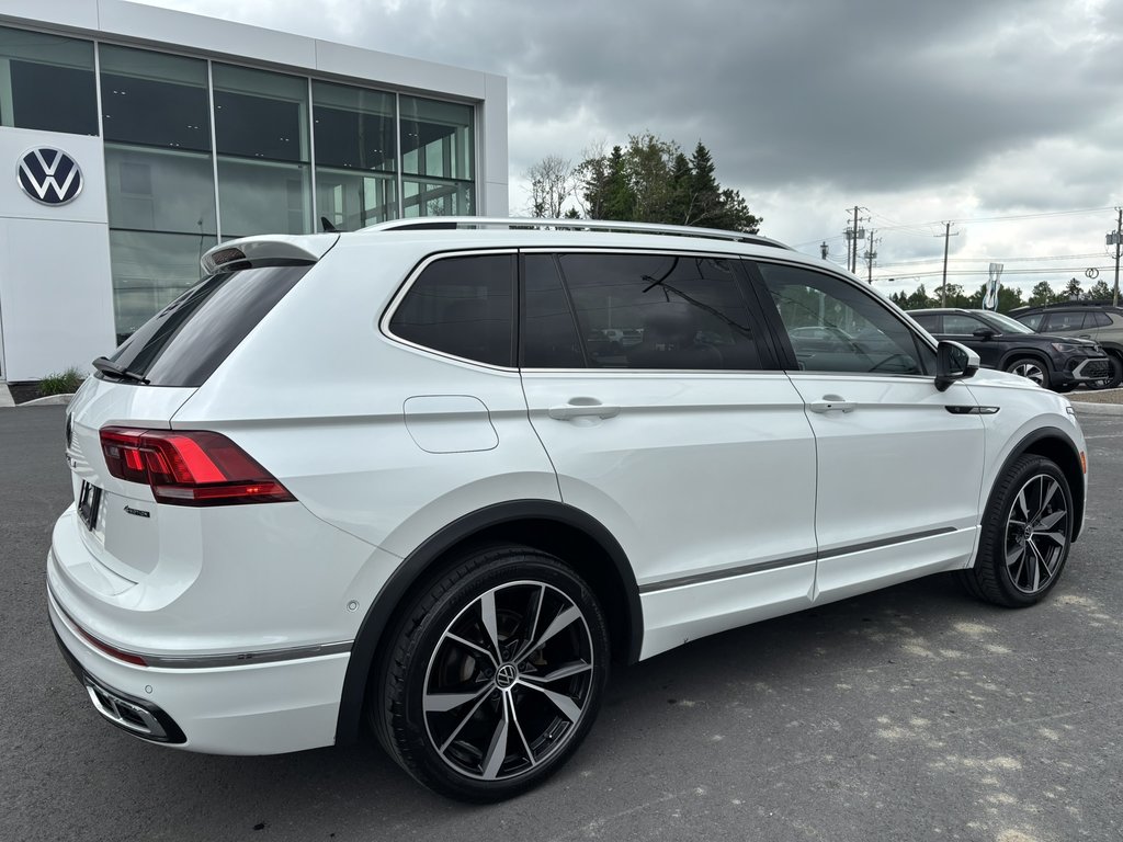 2022 Volkswagen Tiguan Highline R-Line 4MOTION in Saint-Georges, Quebec - 8 - w1024h768px