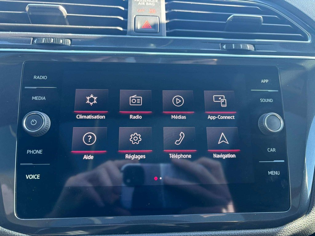 2022 Volkswagen Tiguan Comfortline R-Line Black Edition in Saint-Georges, Quebec - 15 - w1024h768px
