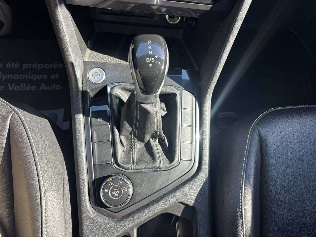 2022 Volkswagen Tiguan Comfortline R-Line Black Edition in Saint-Georges, Quebec - 17 - w1024h768px