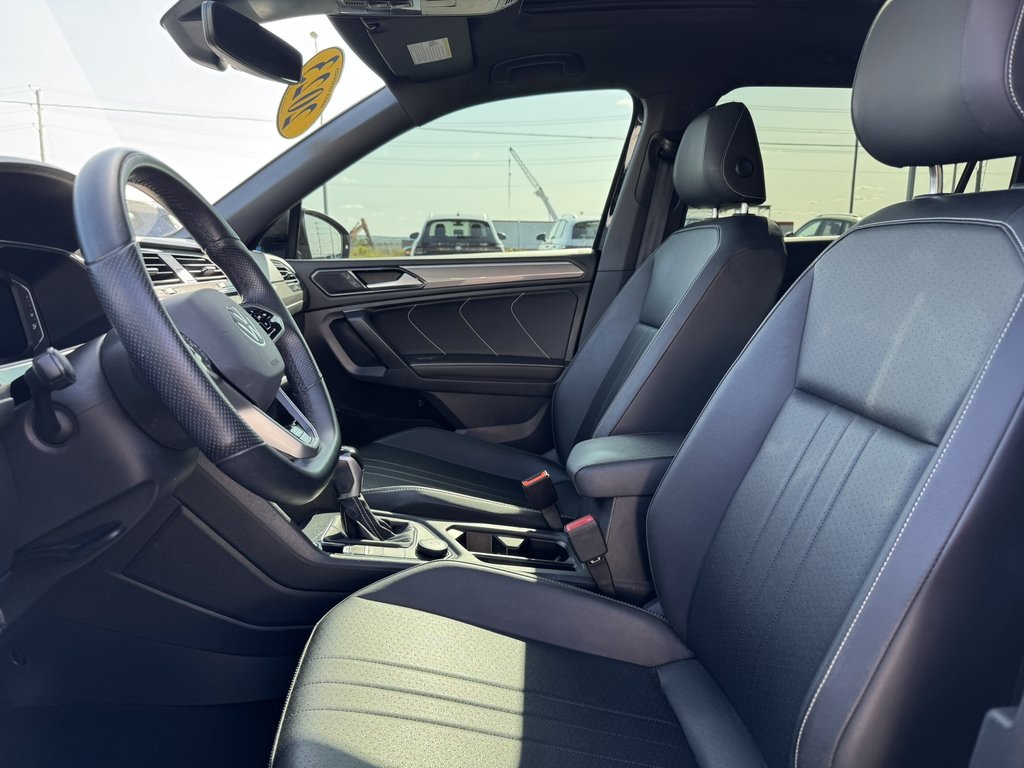 2023 Volkswagen Tiguan Comfortline R-Line Black Edition 4MOTION in Saint-Georges, Quebec - 8 - w1024h768px