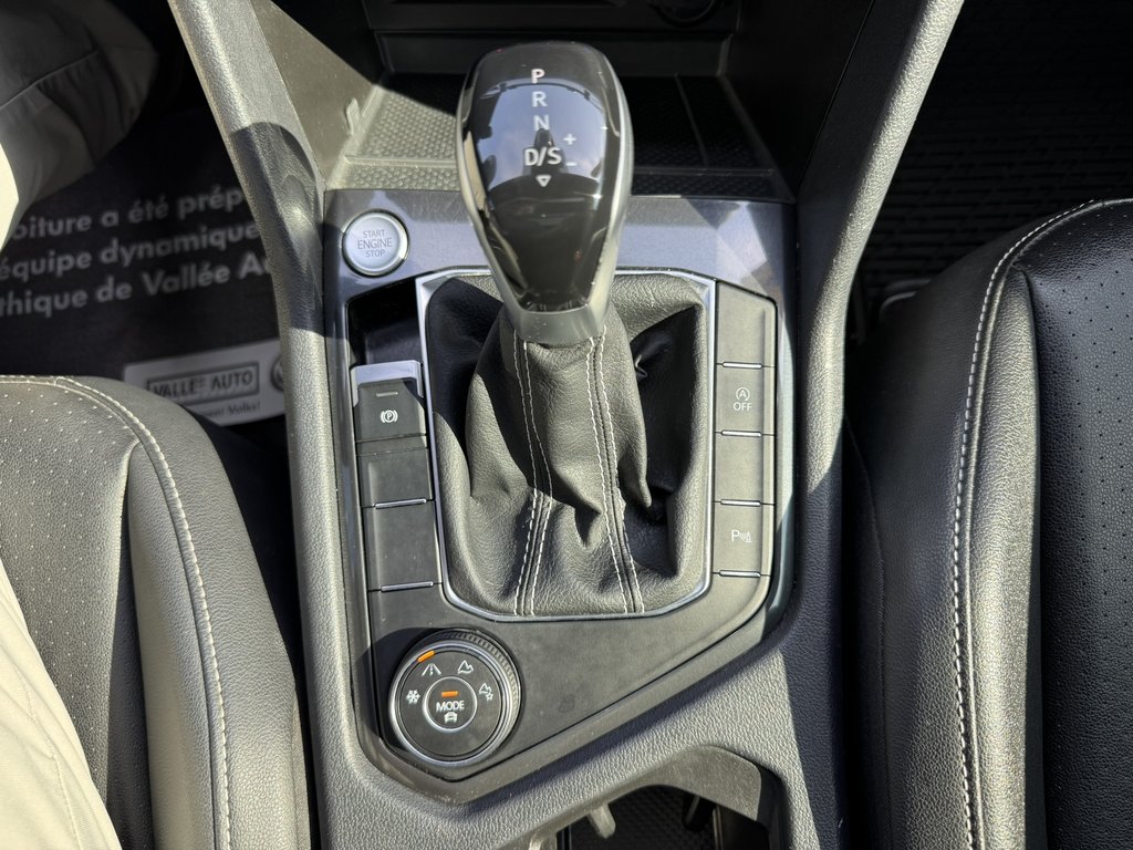 2023 Volkswagen Tiguan Comfortline R-Line Black Edition 4MOTION in Saint-Georges, Quebec - 15 - w1024h768px