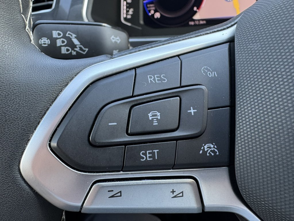 2023 Volkswagen Tiguan Highline R-Line 4MOTION in Saint-Georges, Quebec - 17 - w1024h768px