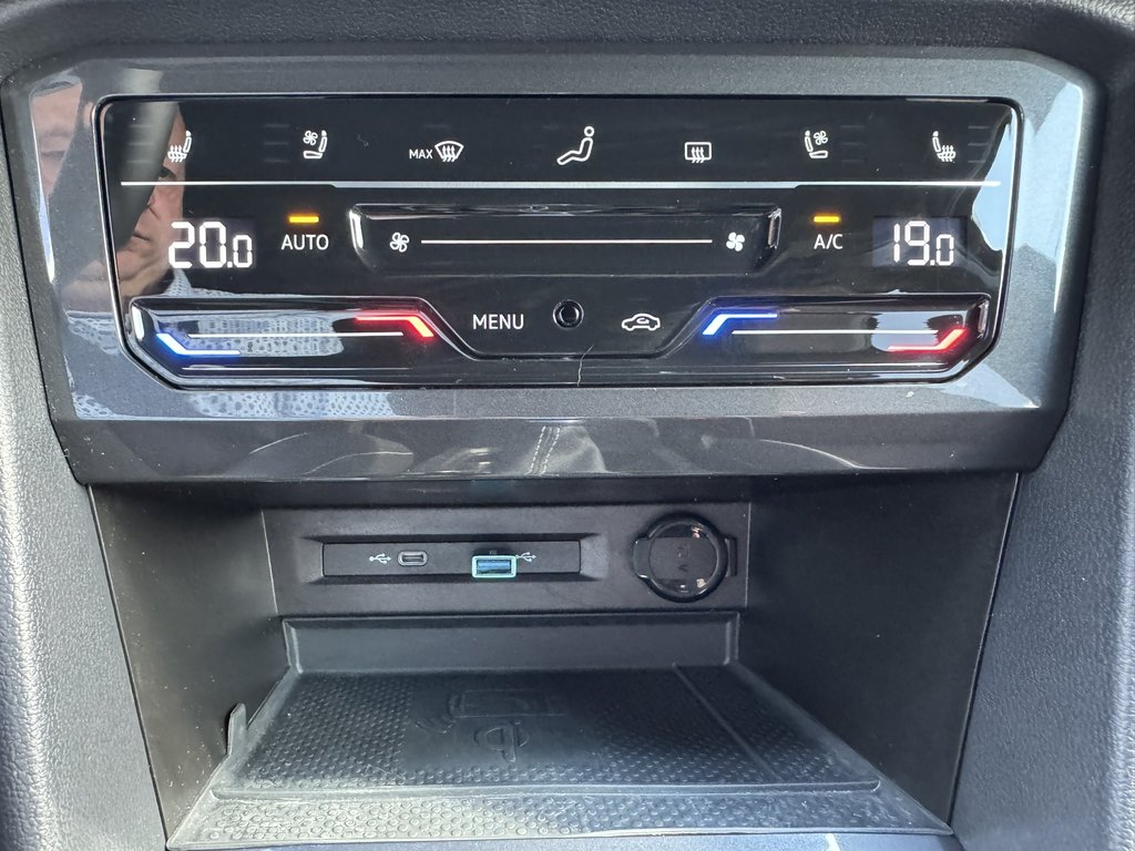 2023 Volkswagen Tiguan Highline R-Line 4MOTION in Saint-Georges, Quebec - 15 - w1024h768px