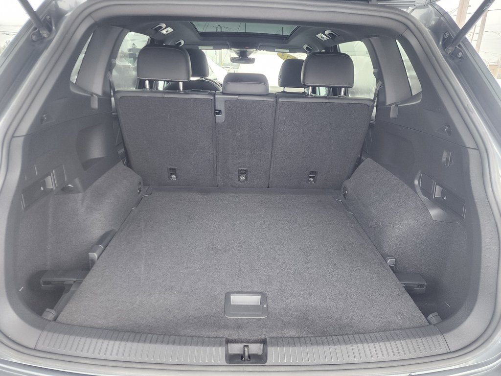 Volkswagen Tiguan Comfortline R-Line Black Edition 4MOTION 2023 à Saint-Georges, Québec - 5 - w1024h768px