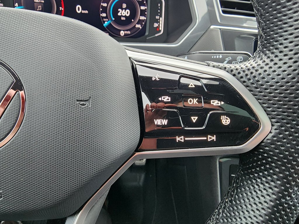 Volkswagen Tiguan Comfortline R-Line Black Edition 4MOTION 2023 à Saint-Georges, Québec - 16 - w1024h768px