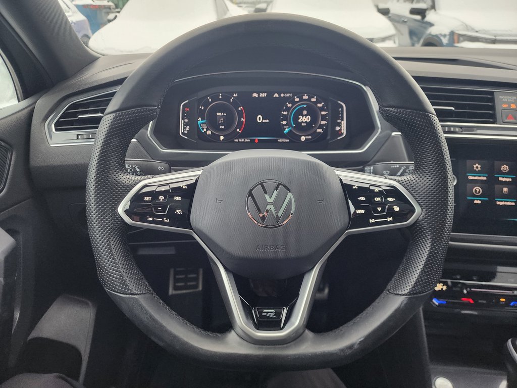 Volkswagen Tiguan Comfortline R-Line Black Edition 4MOTION 2023 à Saint-Georges, Québec - 17 - w1024h768px