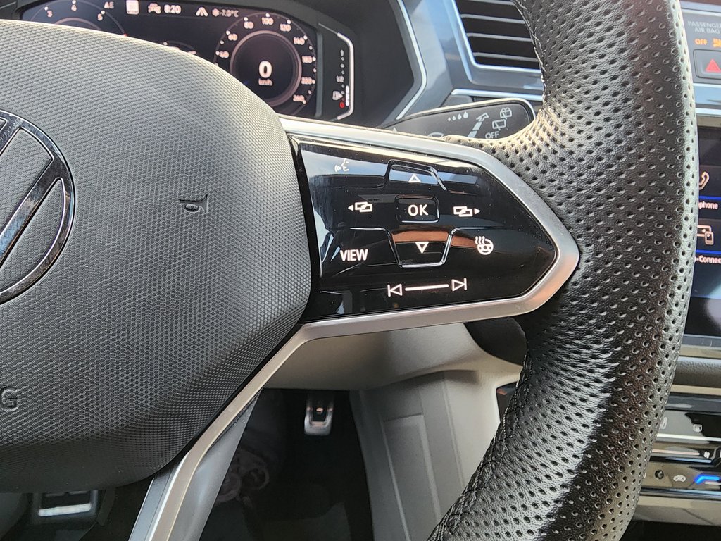 Volkswagen Tiguan Highline R-Line 4MOTION 2023 à Saint-Georges, Québec - 16 - w1024h768px