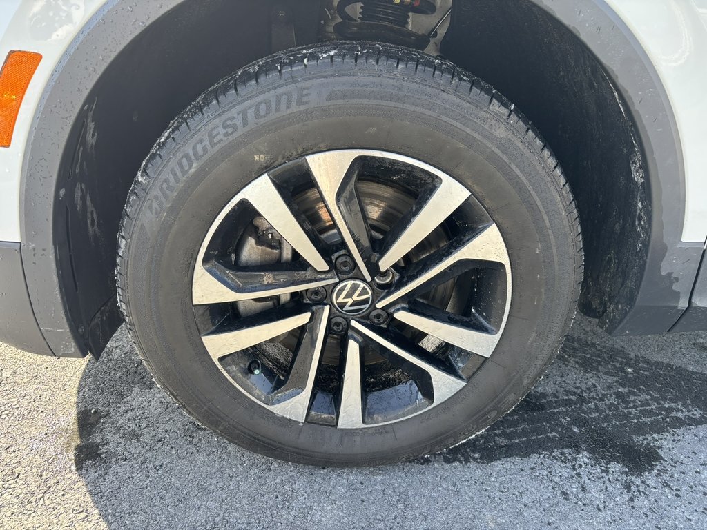 Volkswagen Tiguan Trendline 4MOTION 2023 à Saint-Georges, Québec - 10 - w1024h768px