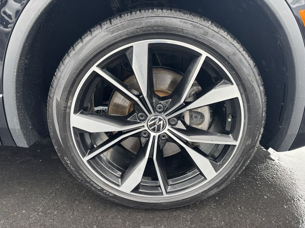 2023 Volkswagen Tiguan Highline R-Line 4MOTION in Saint-Georges, Quebec - 10 - w1024h768px