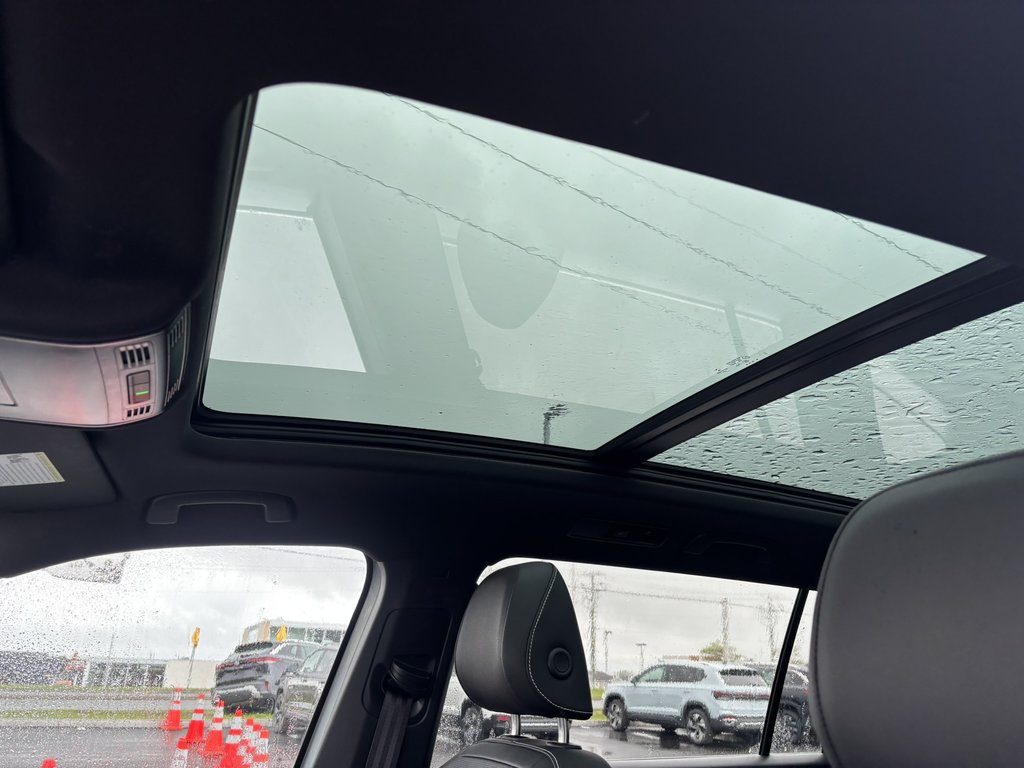 2023 Volkswagen Tiguan Highline R-Line 4MOTION in Saint-Georges, Quebec - 7 - w1024h768px