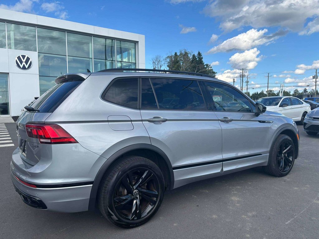 Volkswagen Tiguan Comfortline R-Line Black Edition 2023 à Saint-Georges, Québec - 8 - w1024h768px