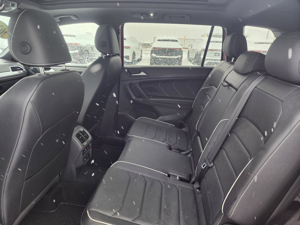 Volkswagen Tiguan Highline R-Line 4MOTION 2024 à Saint-Georges, Québec - 11 - w1024h768px