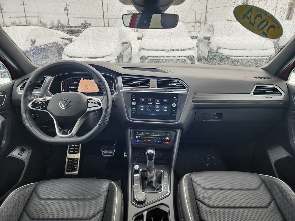 Volkswagen Tiguan Highline R-Line 4MOTION 2024 à Saint-Georges, Québec - 13 - w1024h768px