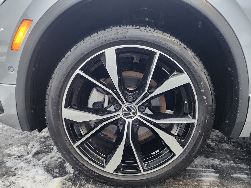 Volkswagen Tiguan Highline R-Line 4MOTION 2024 à Saint-Georges, Québec - 8 - w1024h768px